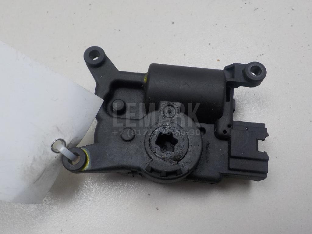 Моторчик заслонки отопителя