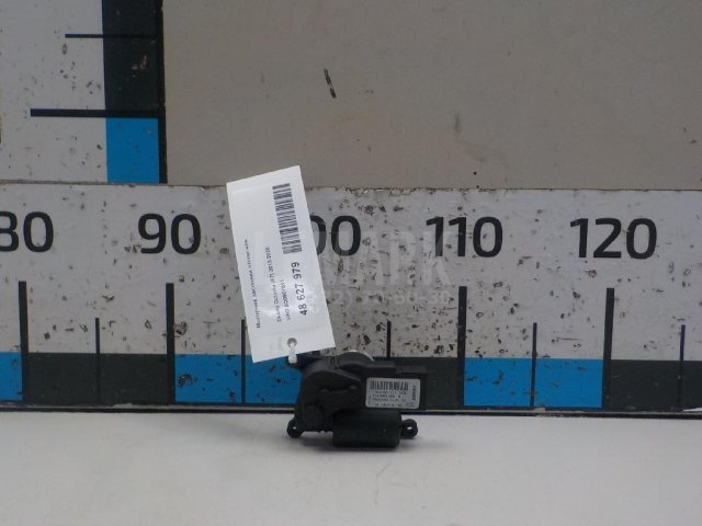 Моторчик заслонки отопителя