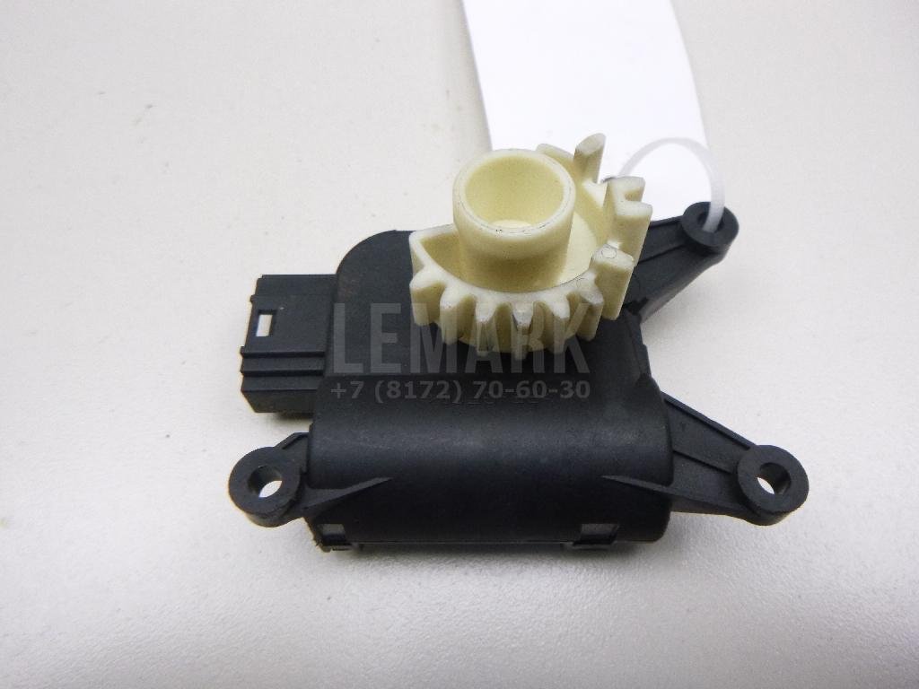 Моторчик заслонки отопителя