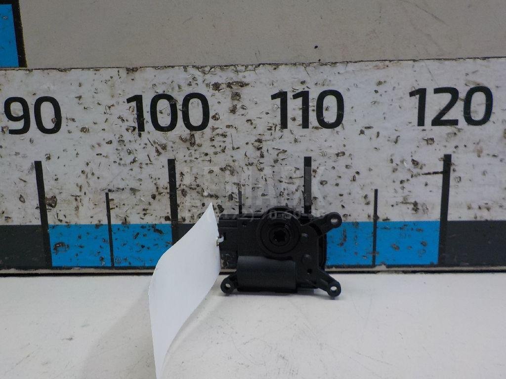 Моторчик заслонки отопителя