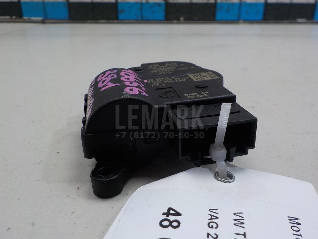 Моторчик заслонки отопителя