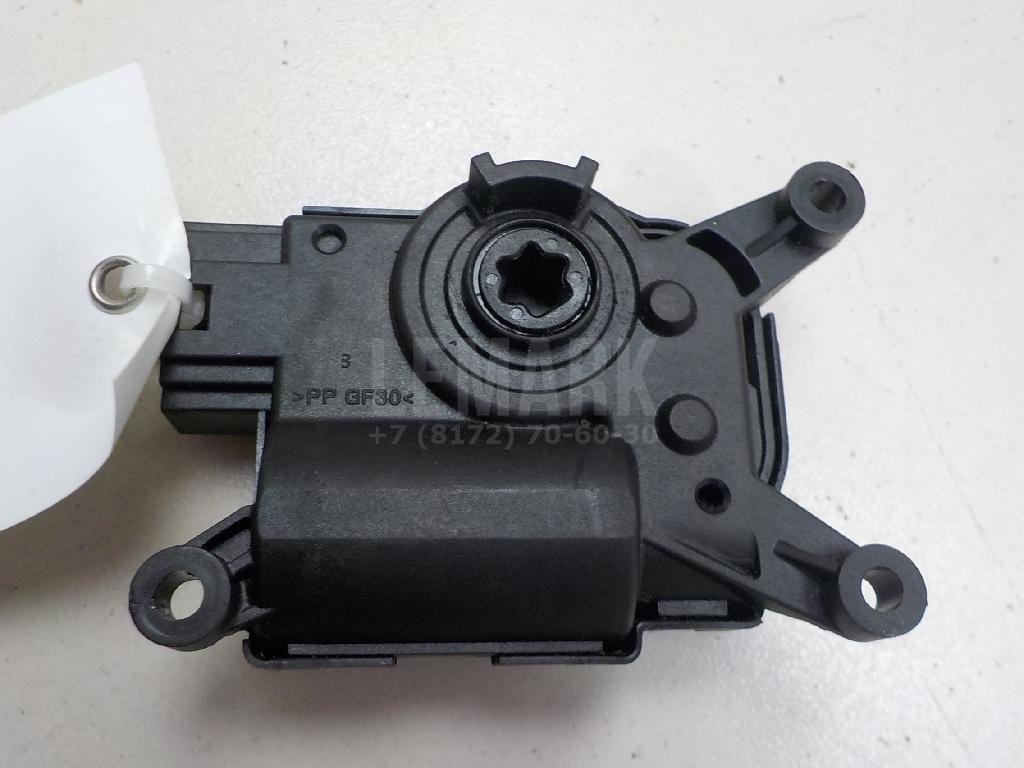 Моторчик заслонки отопителя