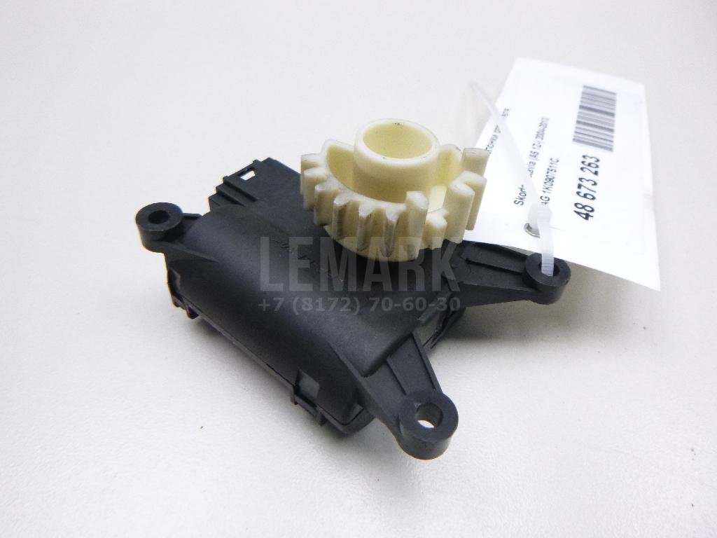 Моторчик заслонки отопителя