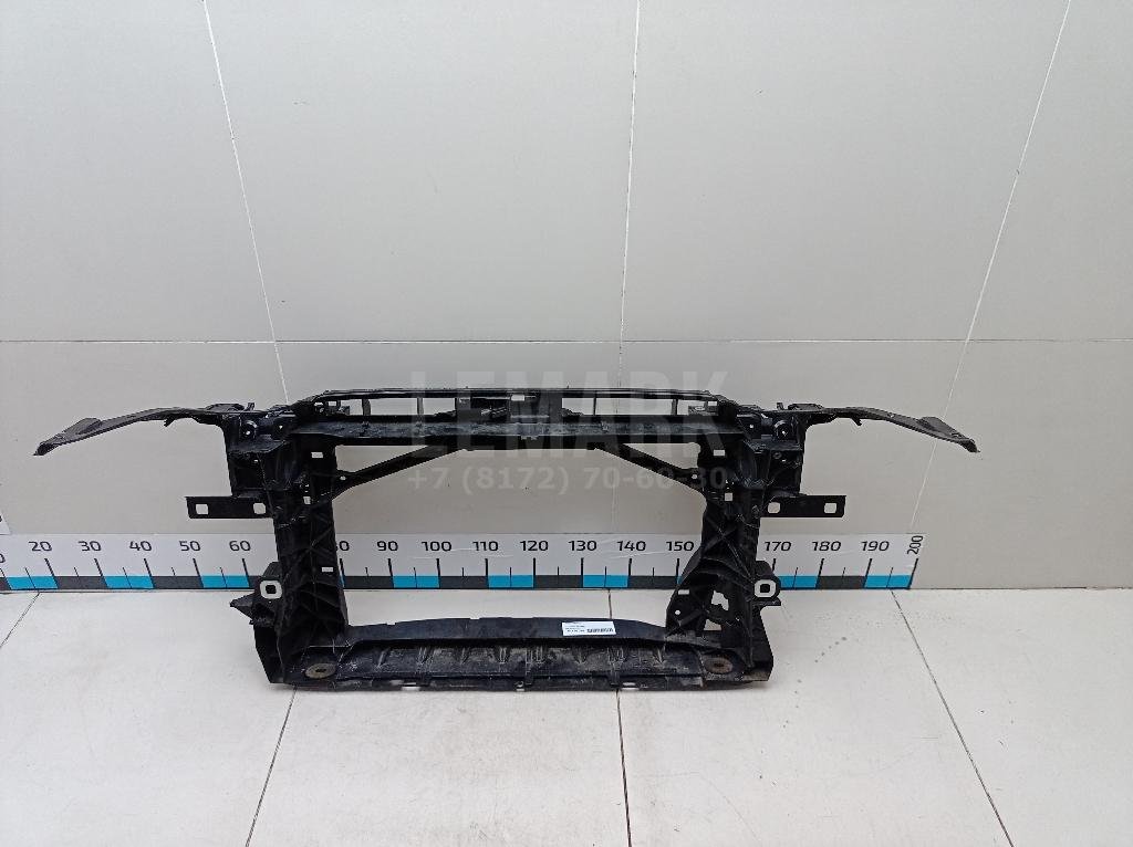 Панель передняя