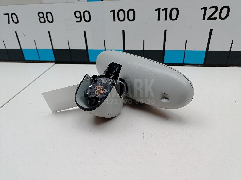 Зеркало заднего вида