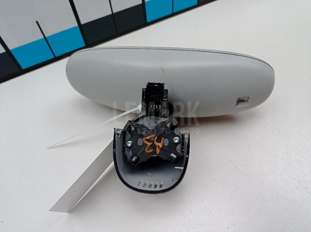 Зеркало заднего вида