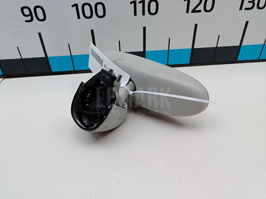 Зеркало заднего вида