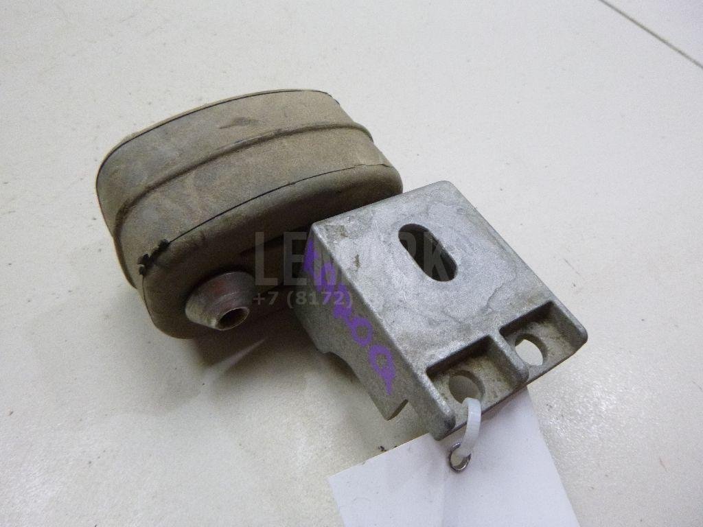 Кронштейн глушителя