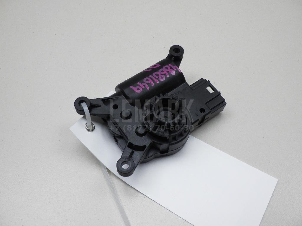 Моторчик заслонки отопителя