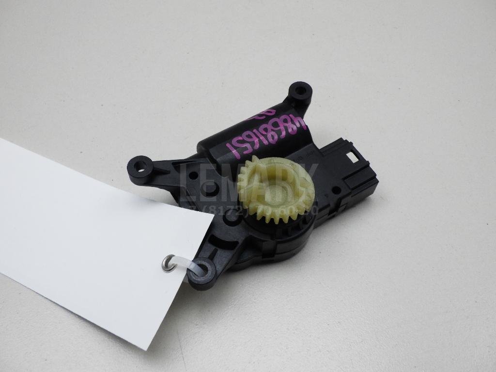 Моторчик заслонки отопителя