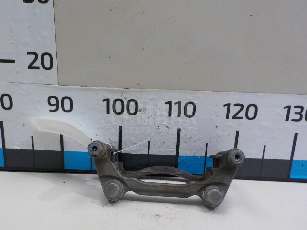 Скоба суппорта переднего левого для  Alfa Romeo Giulietta 2010-2020