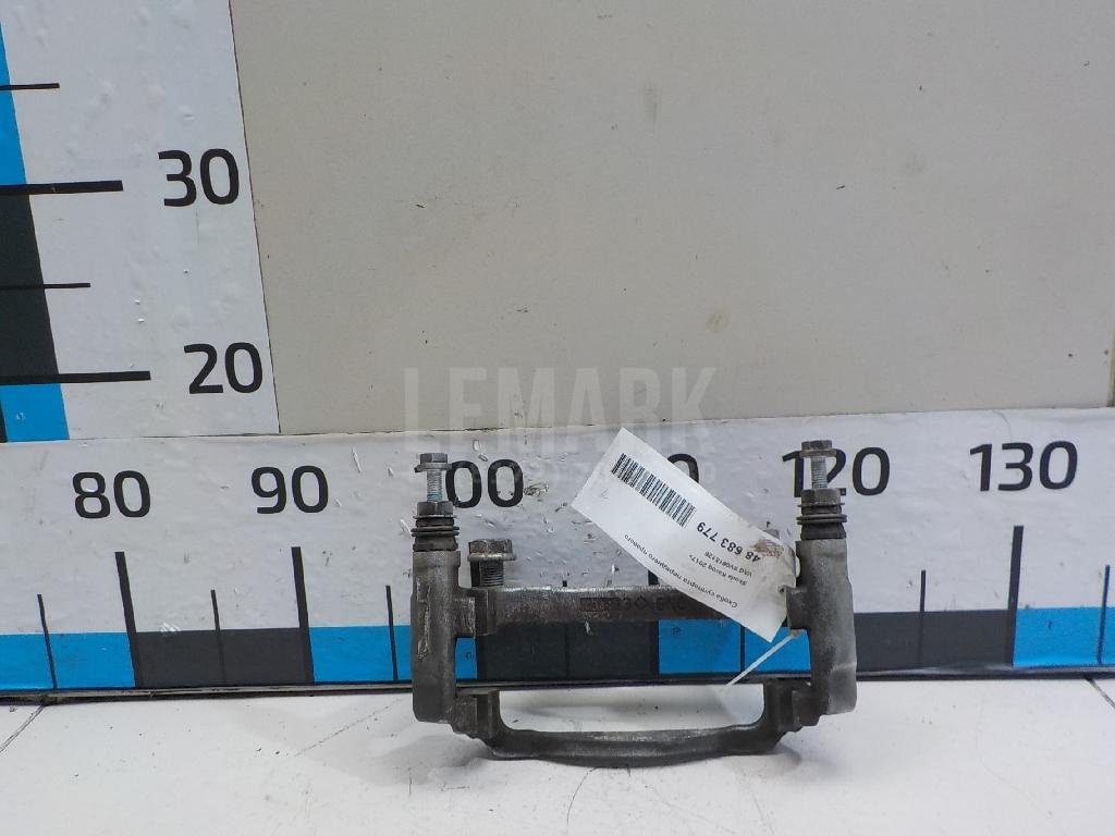 Скоба суппорта переднего правого