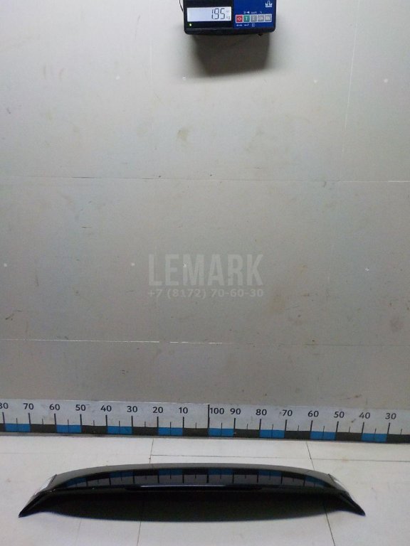 Спойлер (дефлектор) багажника