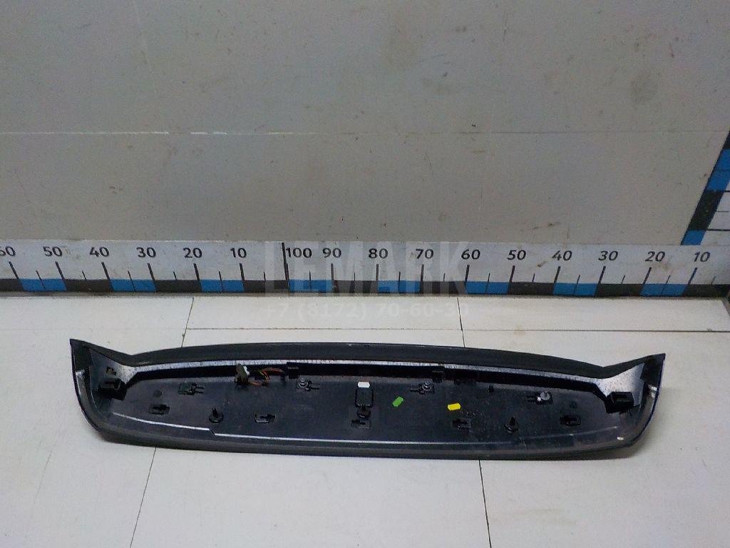 Спойлер (дефлектор) багажника