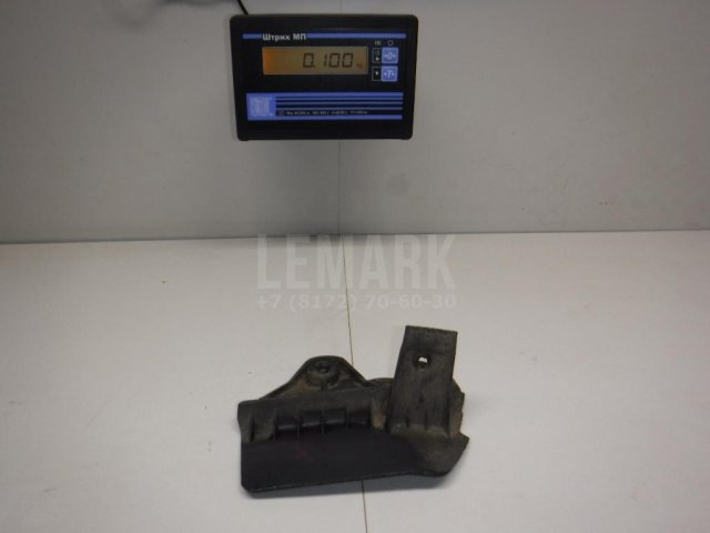 Брызговик задний левый