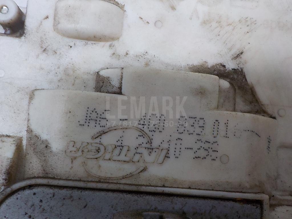 Замок двери задней правой