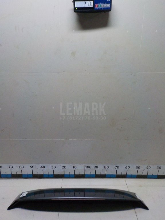 Спойлер (дефлектор) багажника