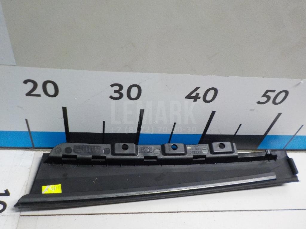 Накладка двери задней левой