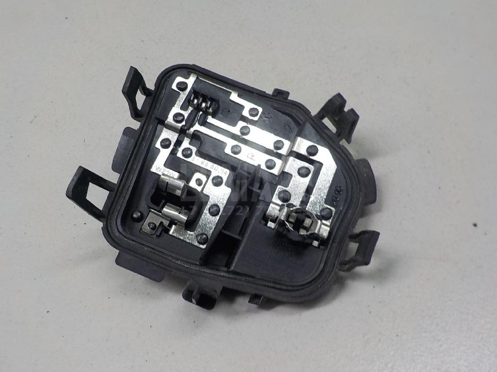 Плата заднего фонаря правого