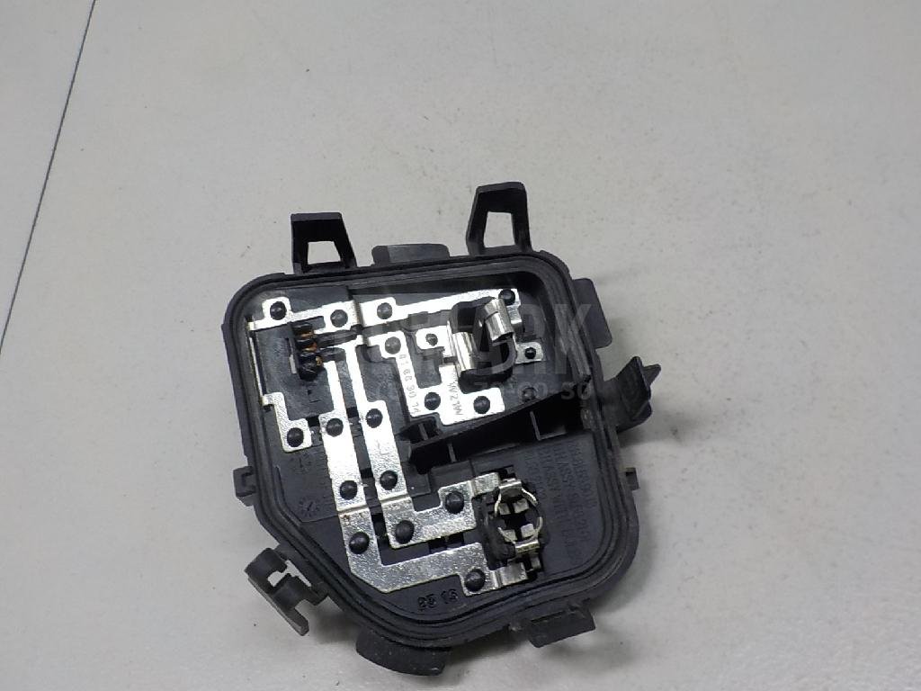 Плата заднего фонаря левого