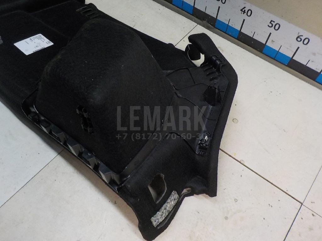 Обшивка багажника