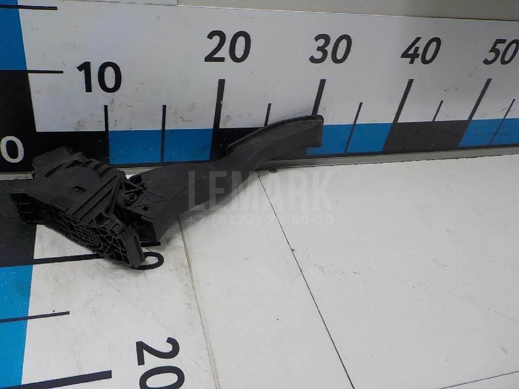 Педаль газа