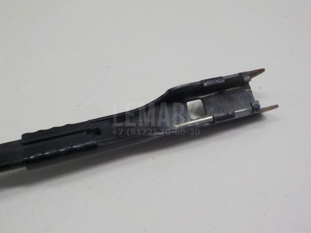 Поводок стеклоочистителя передний левый