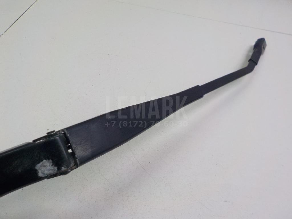 Поводок стеклоочистителя передний левый