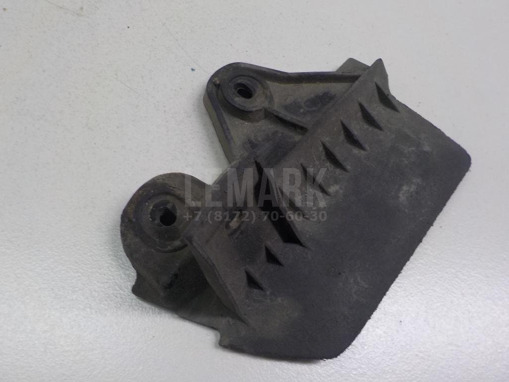 Брызговик задний правый