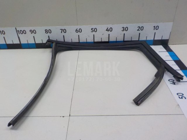 Уплотнитель стекла двери