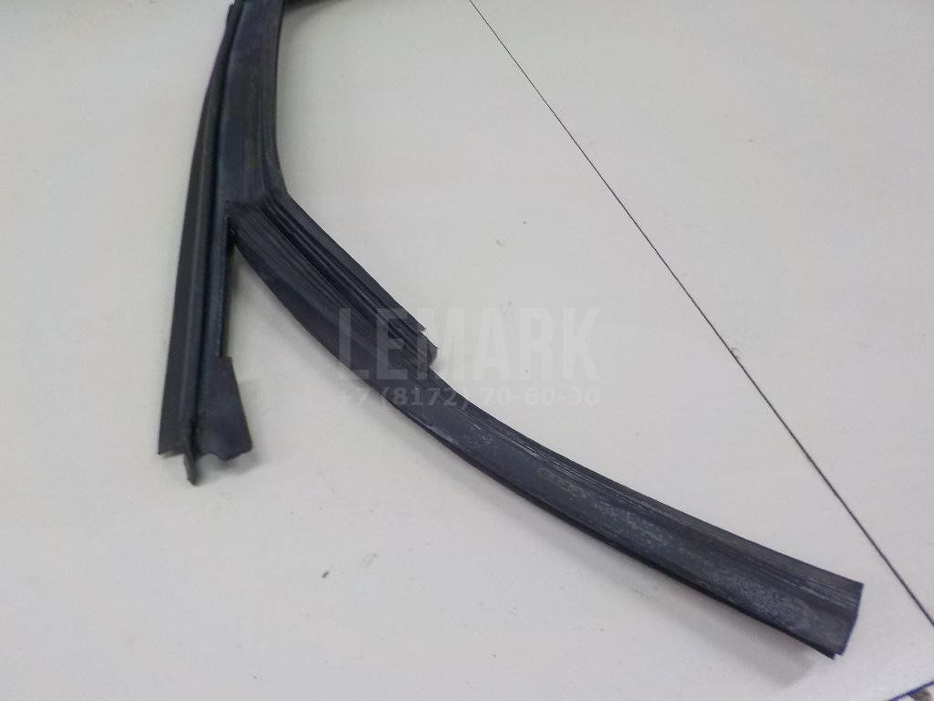 Уплотнитель стекла двери