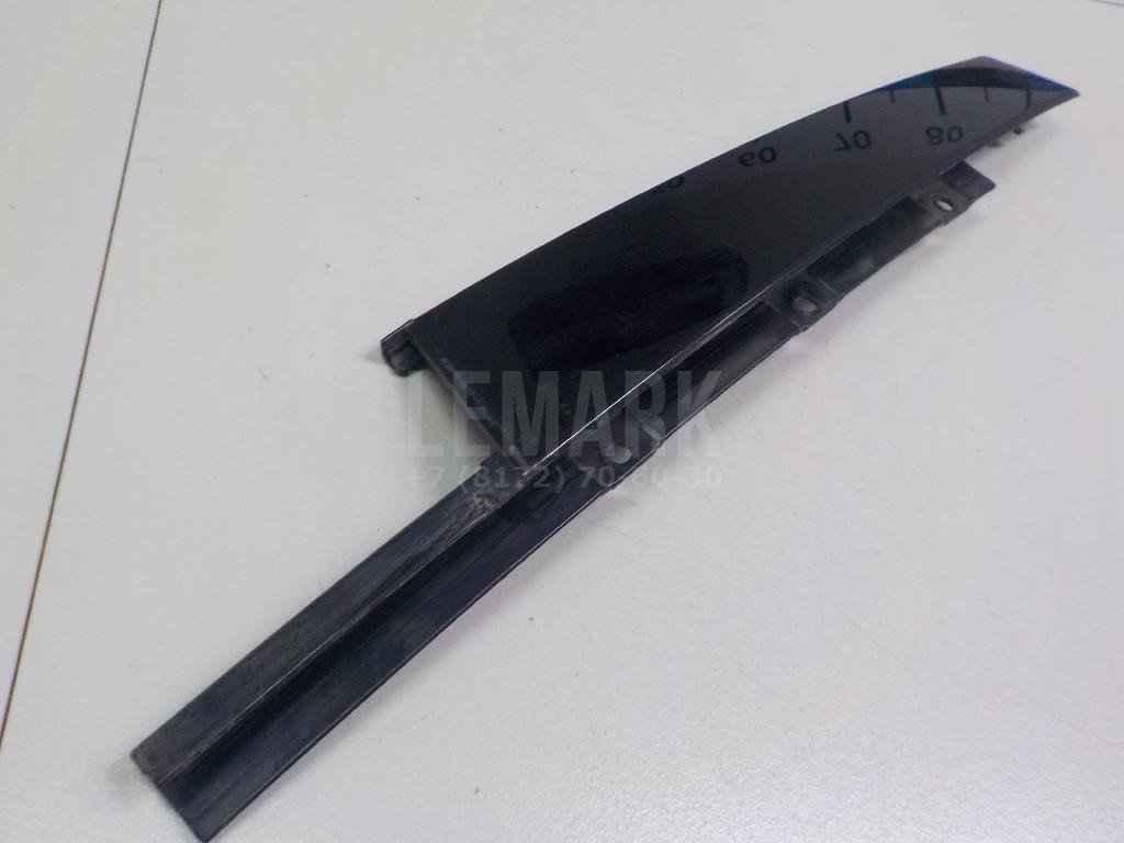 Накладка двери передней правой