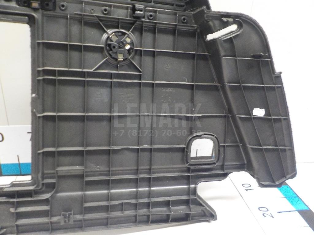 Обшивка багажника