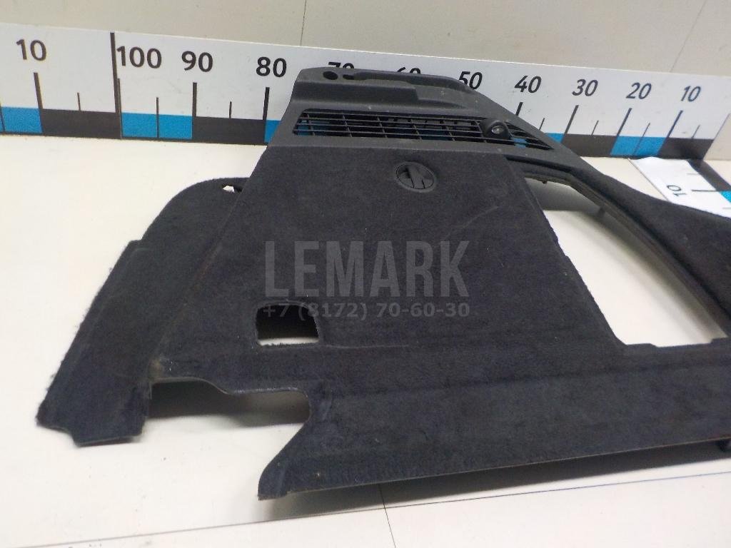 Обшивка багажника