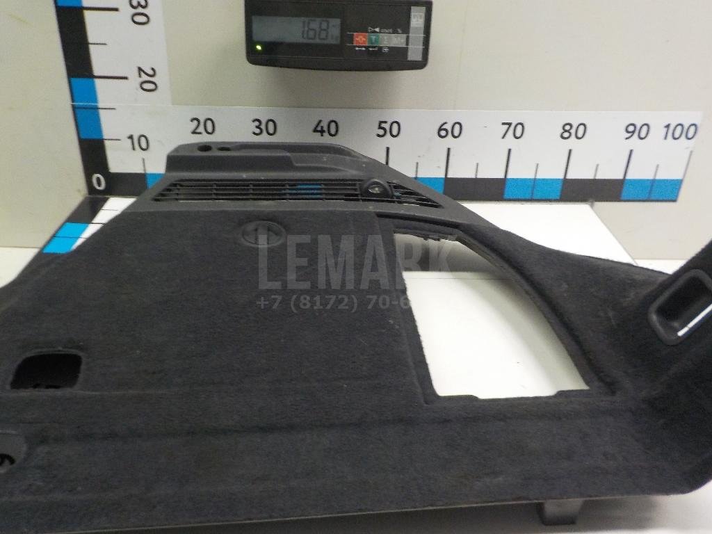 Обшивка багажника