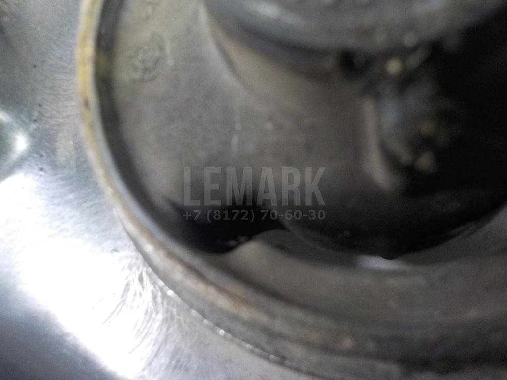 Рычаг передний левый