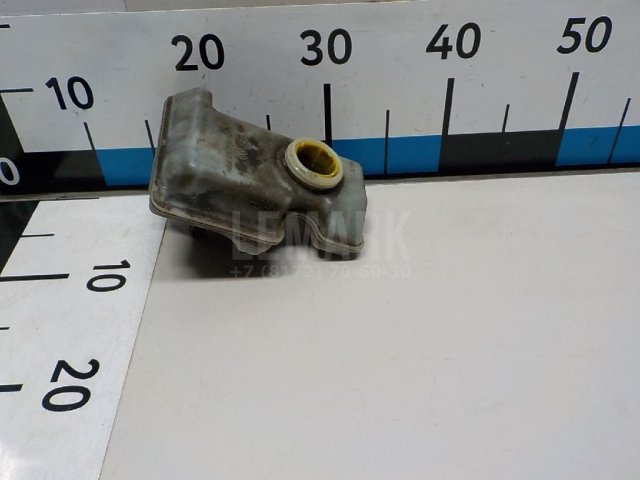 Бачок главного тормозного цилиндра