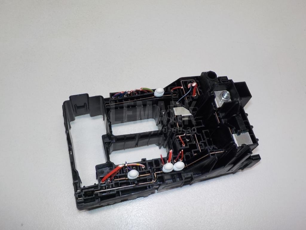 Блок предохранителей