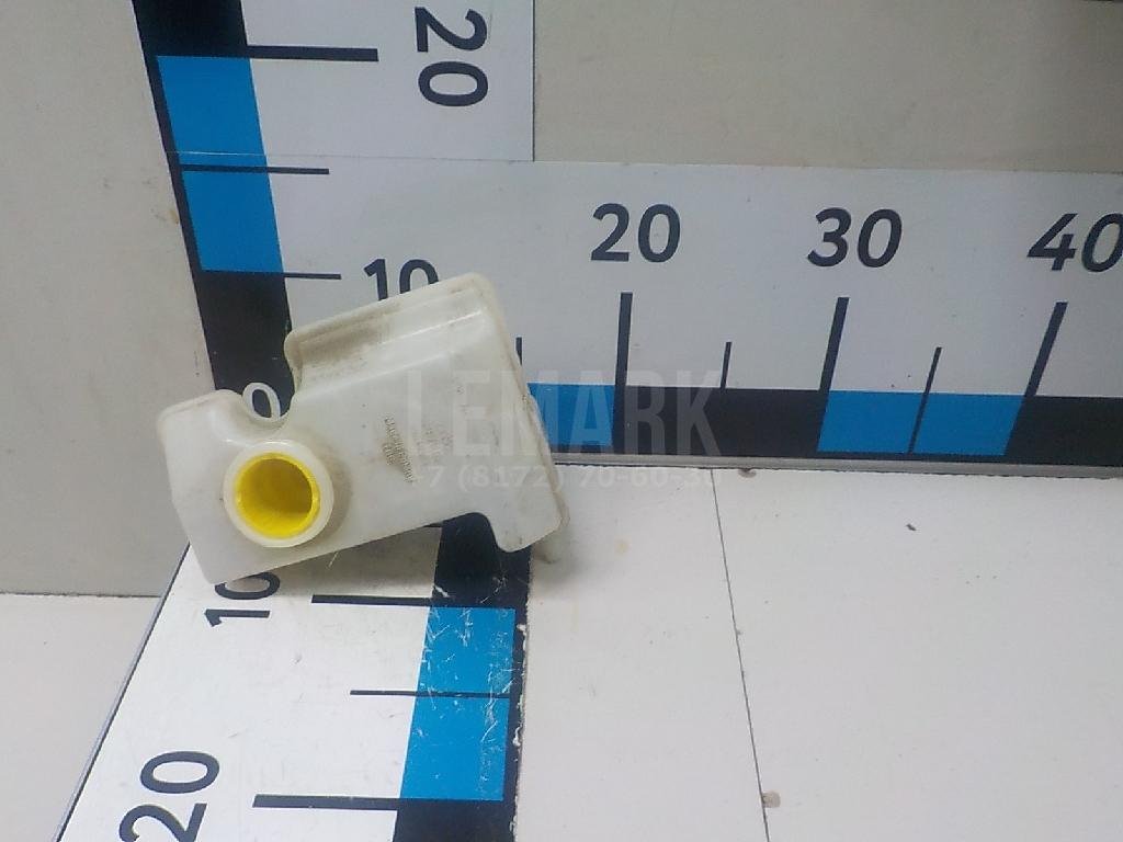 Бачок главного тормозного цилиндра