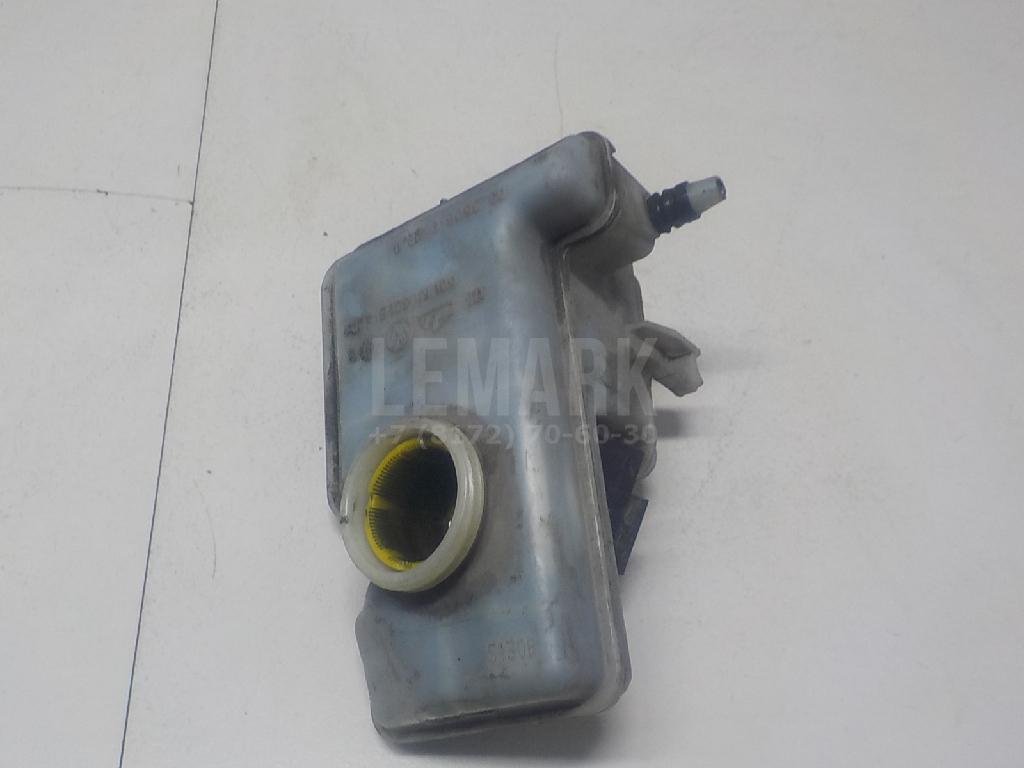 Бачок главного тормозного цилиндра