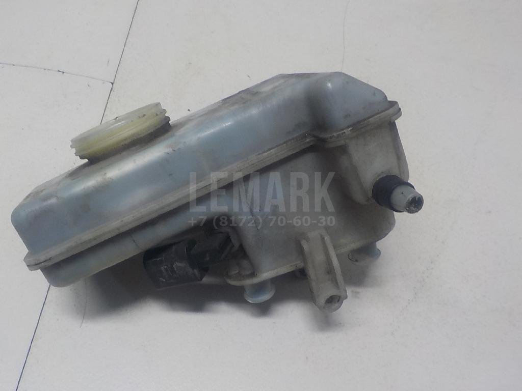 Бачок главного тормозного цилиндра