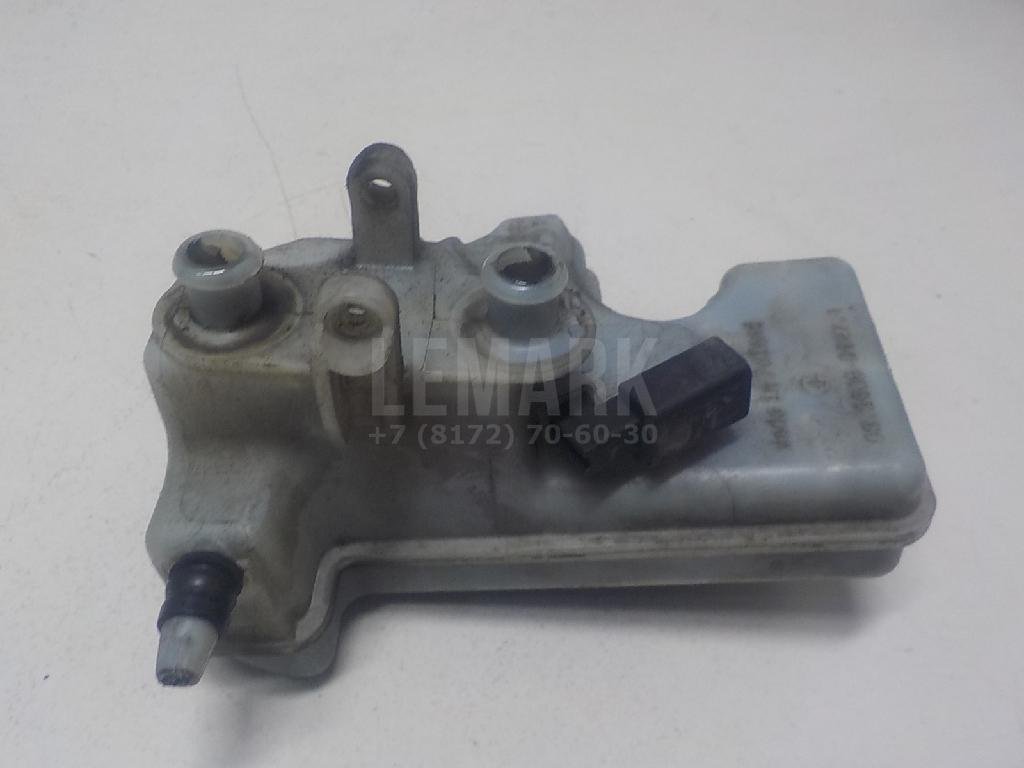 Бачок главного тормозного цилиндра