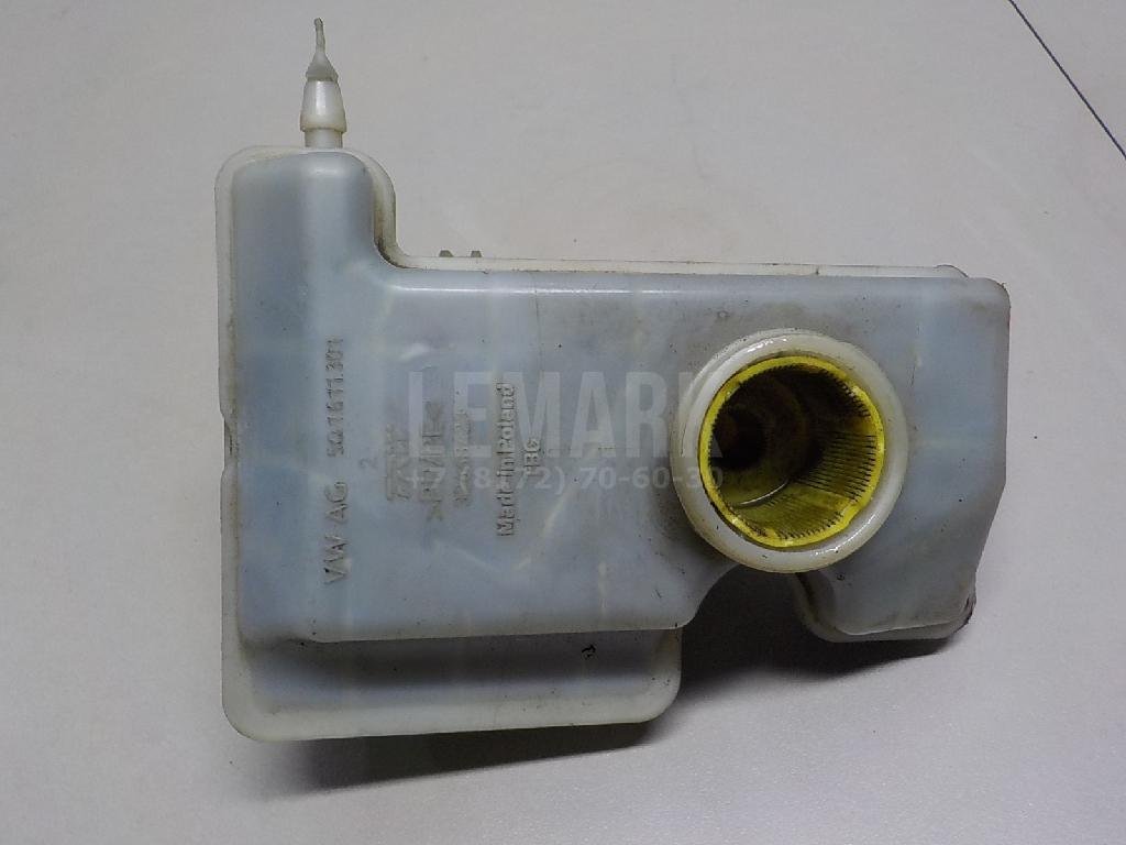 Бачок главного тормозного цилиндра