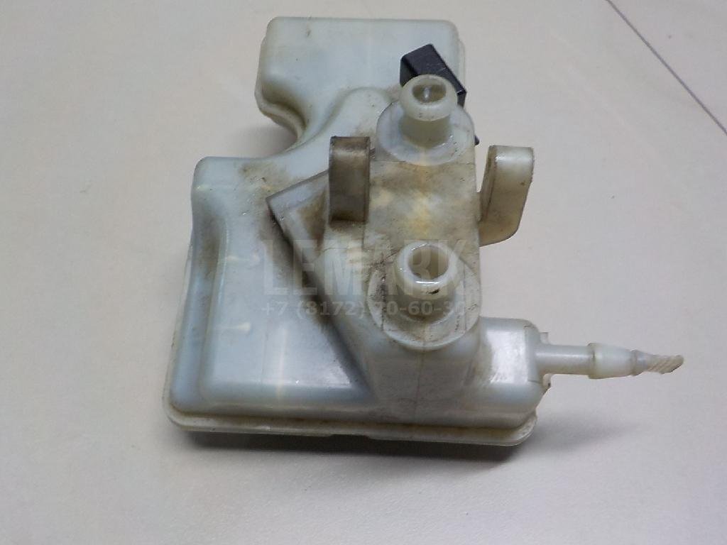 Бачок главного тормозного цилиндра