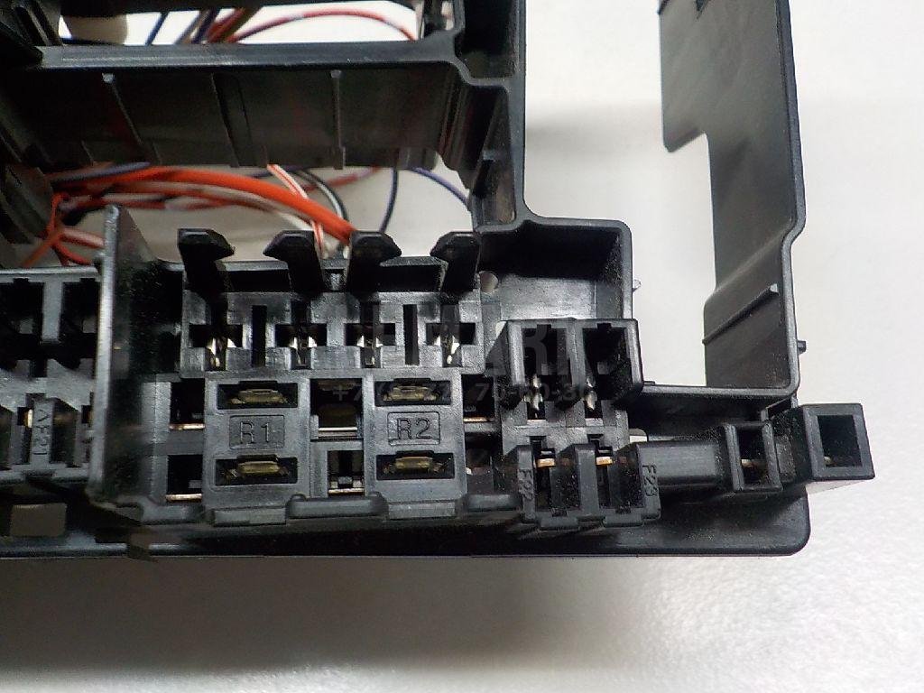 Блок предохранителей