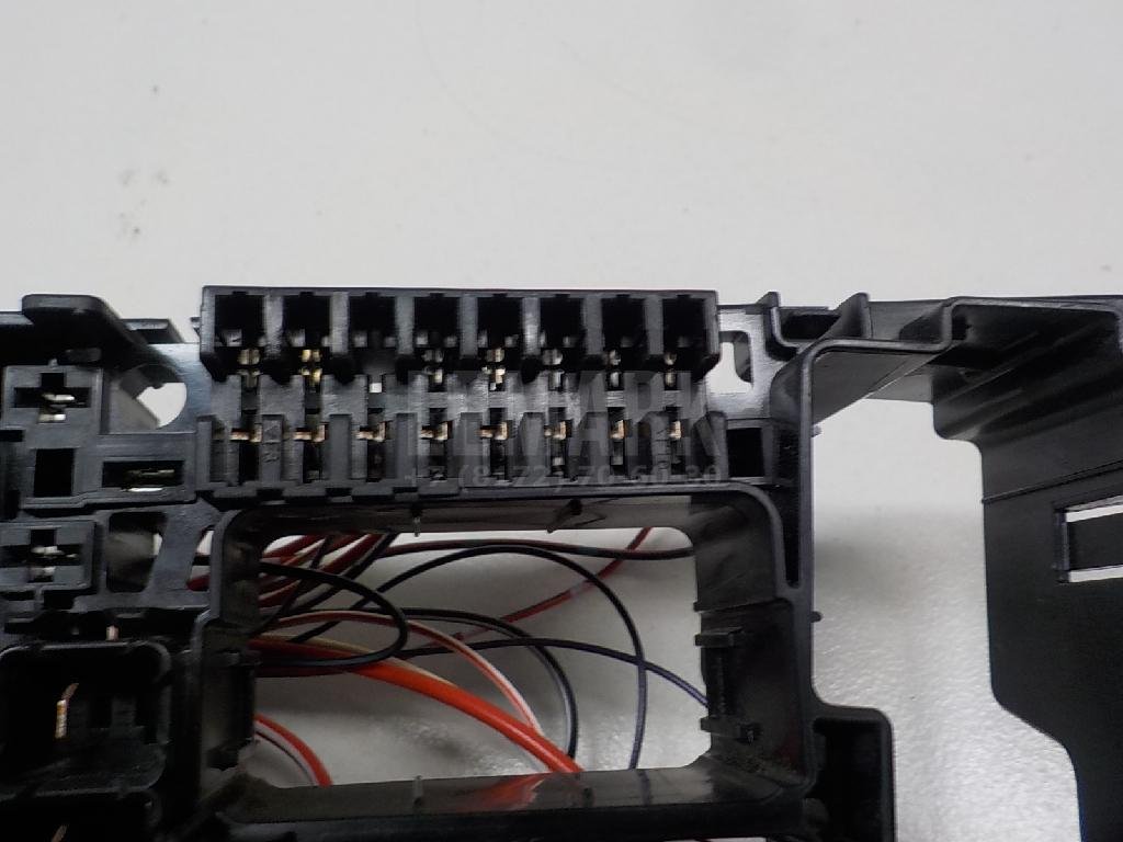 Блок предохранителей