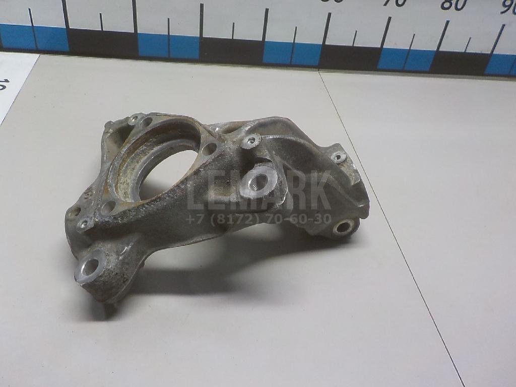 Кулак поворотный передний правый