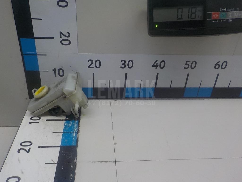Бачок главного тормозного цилиндра