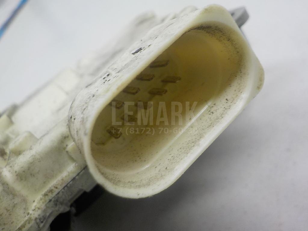 Замок двери задней правой