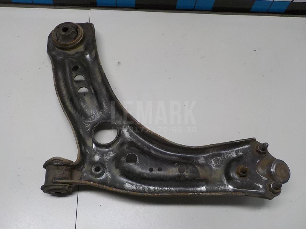 Рычаг передний правый